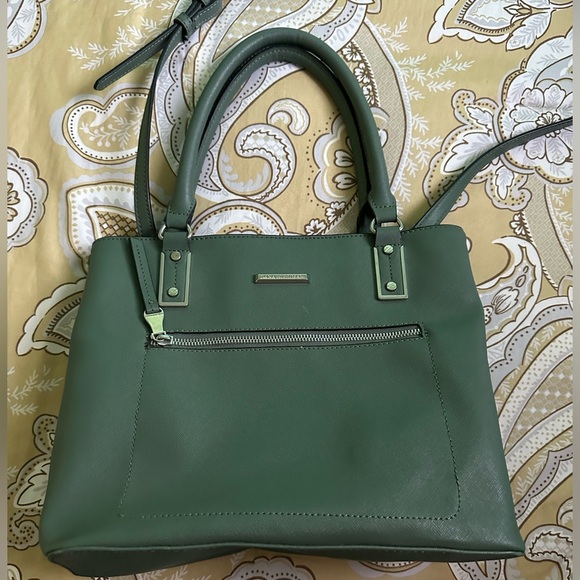 Green Leather Purse - Picture 6 of 8